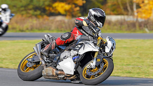 Evoluzione Cyclesports Bmw S Rr Motorradonline De