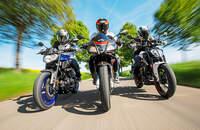 Vergleichstest Er Naked Bikes Aprilia Tuono Yamaha Mt Und