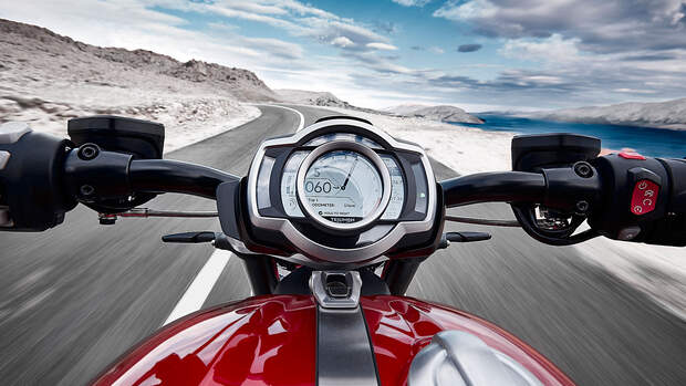 07/2019, Triumph Rocket III R