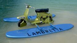 Amphibien-Lambretta Nachbau 