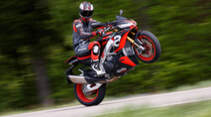 Aprilia Tuono V4 Factory Ducati Streetfighter V4 S Vergleichstest