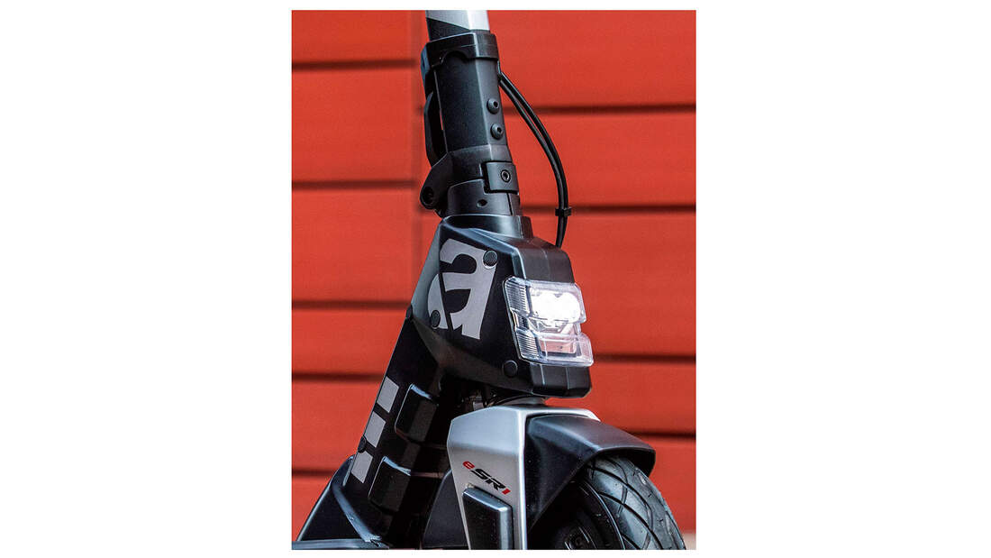 Aprilia eSR1 Elektrotretroller E-Scooter