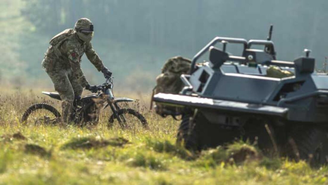 ACS Armoured Car Systems: Bundeswehr soll E-Motorrad für