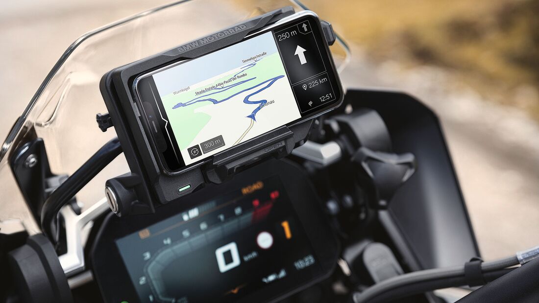 Bmw connected ride cradle