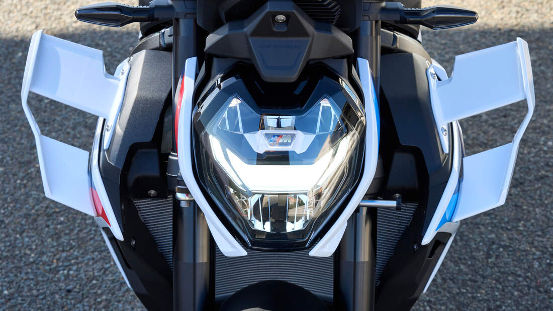 BMW M 1000 R (2023)