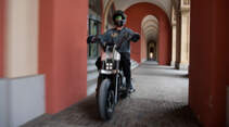 BMW Motorrad Concept CE 02