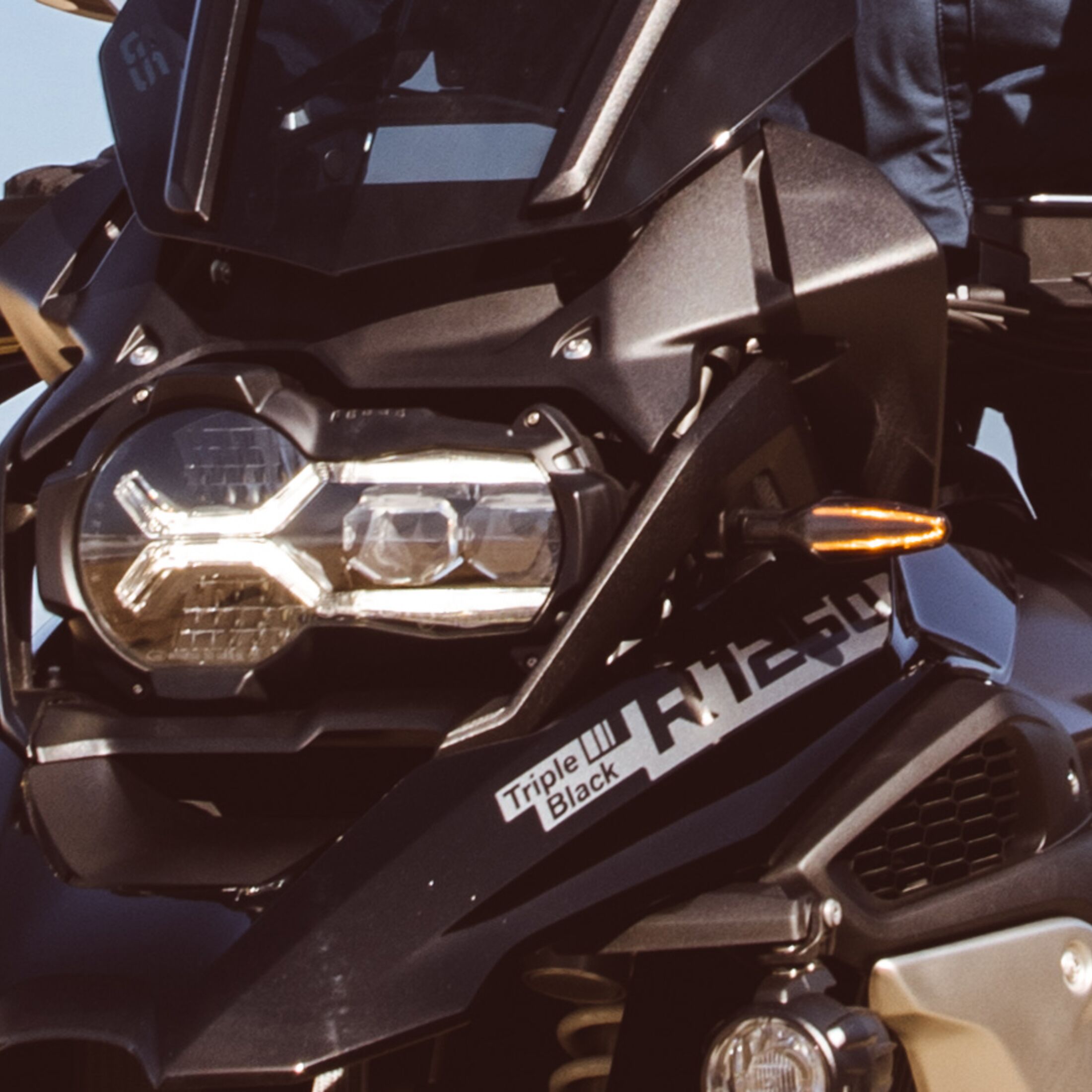 Philips Ultinon Pro6000 H4-LED Motorrad Scheinwerferlampe mit
