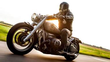 BMW R 18 Sapka Custom