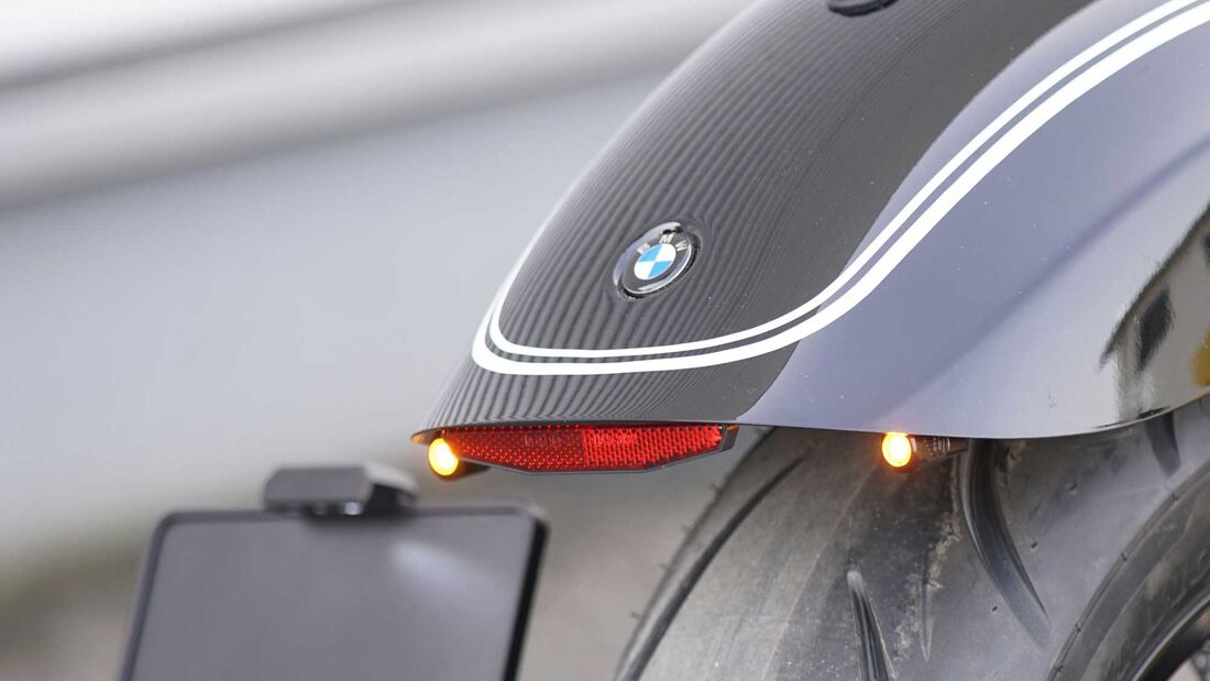 BMW R18 Wunderkind-Customs