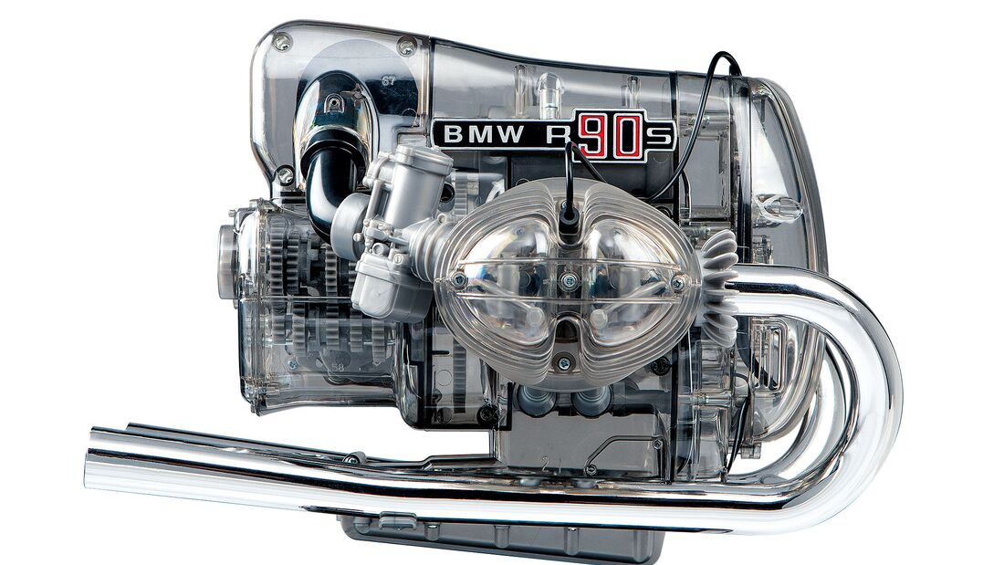 BMW R 90 S Boxermotor: Beweglicher Bausatz im Maßstab 1:2 |  MOTORRADonline.de