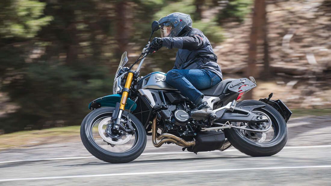 CFMoto 700 CL-X Adventure
