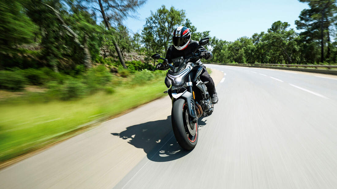CFMoto 800 NK und CFMoto 800 NK Advanced