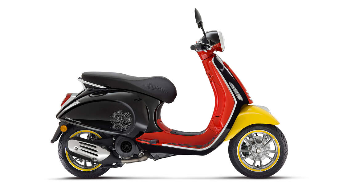 Herold Kawasaki - Vespa - Piaggio Vertragshändler Micky-Maus-Vespa Primavera 2023: Disney Mickey Mouse Edition