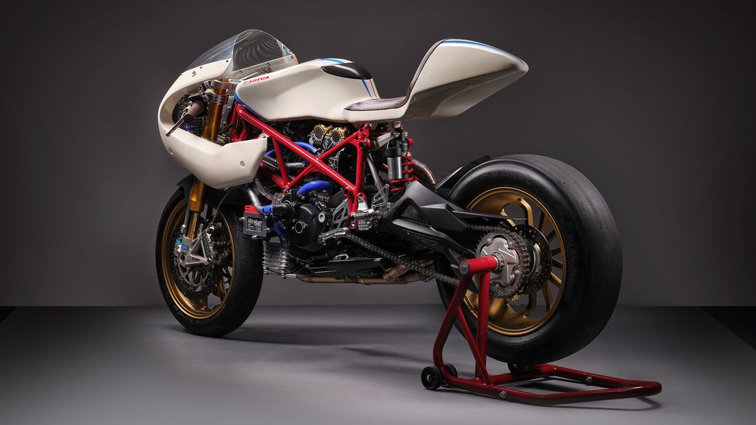 Ducati 749 Umbau Custombike Café Racer Dragster von Kaspar Ilves Kalapea Garage