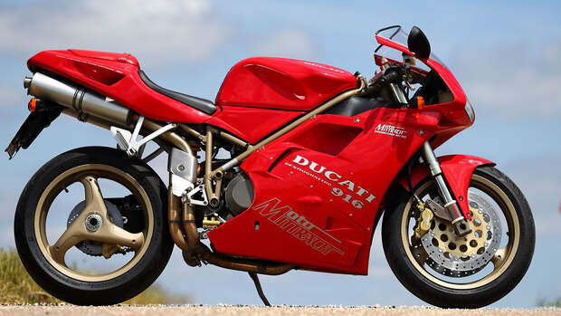 Ducati 916 Strada Biposto (1995)