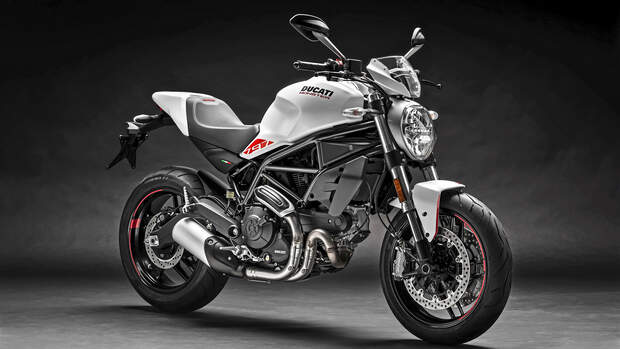 Ducati Monster 797 Plus.