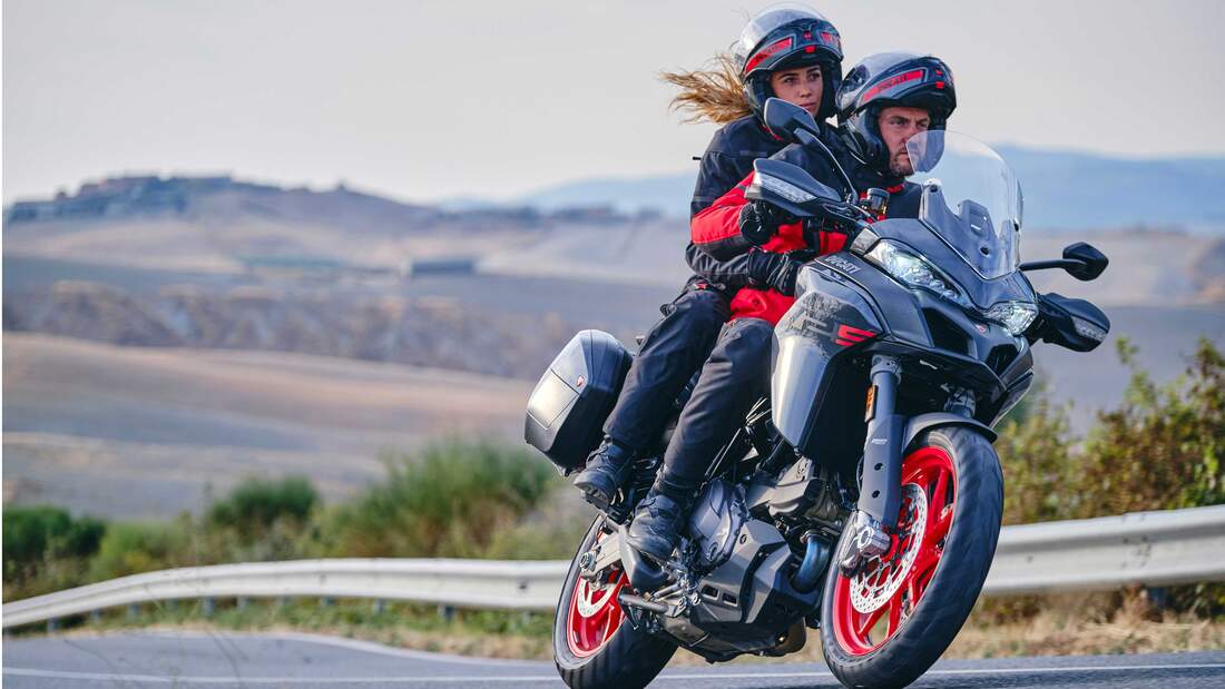Ducati Multistrada V2 2022
