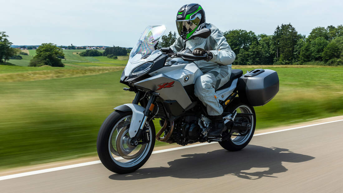 Ducati Multistrade 950 S BMW F 900 XR Yamaha Tracer 9 GT MV Agusta Turismo Veloce 800 Lusso SCS Vergleichstest