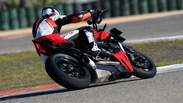 Ducati Streetfighter V2 Fahrbericht
