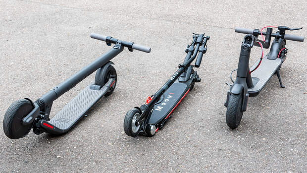 E-Scooter Elektro Tretroller Test Vergleich BMW X2 City Metz Moover Xiaomi M365 Moovi Ninebot ES2