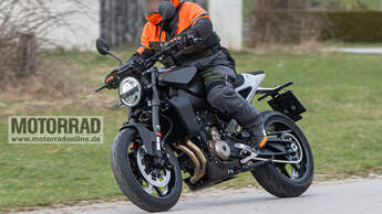 Erlkönig Husqvarna Vitpilen und Svartpilen 801 oder 901 (04/2023)