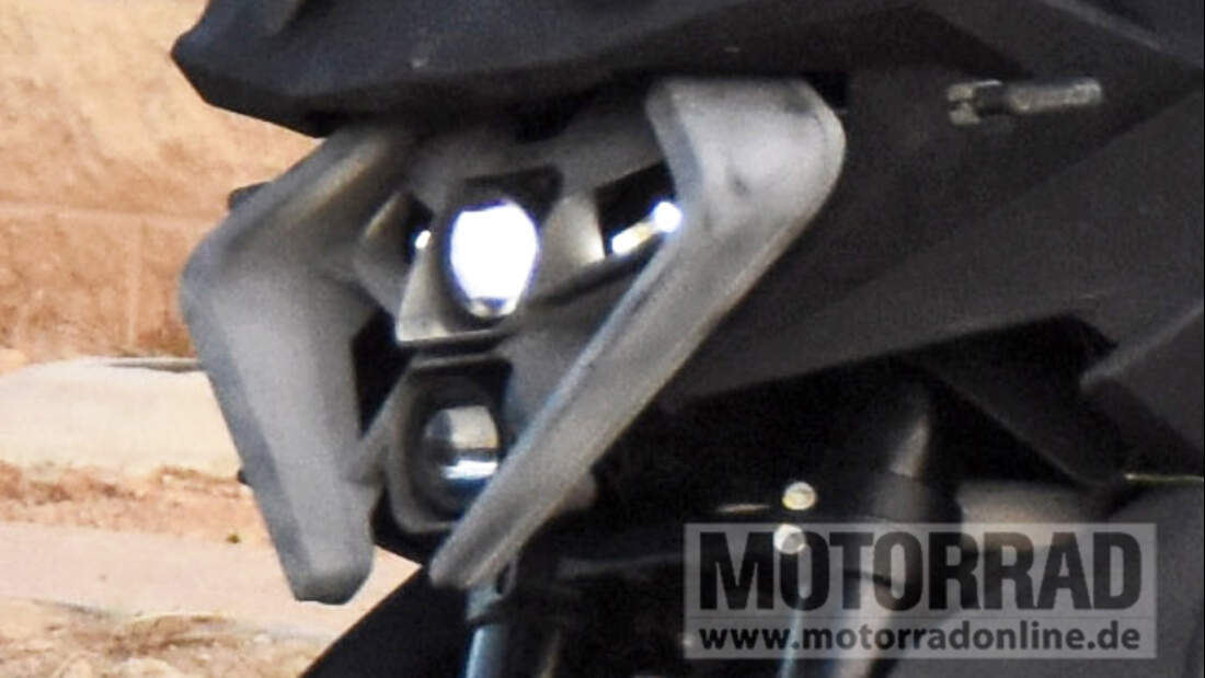 Erlkönig KTM 1290 Super Duke GT (11/2022)