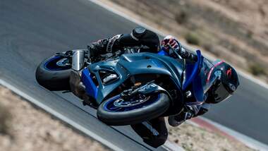 Fahrbericht Yamaha R7