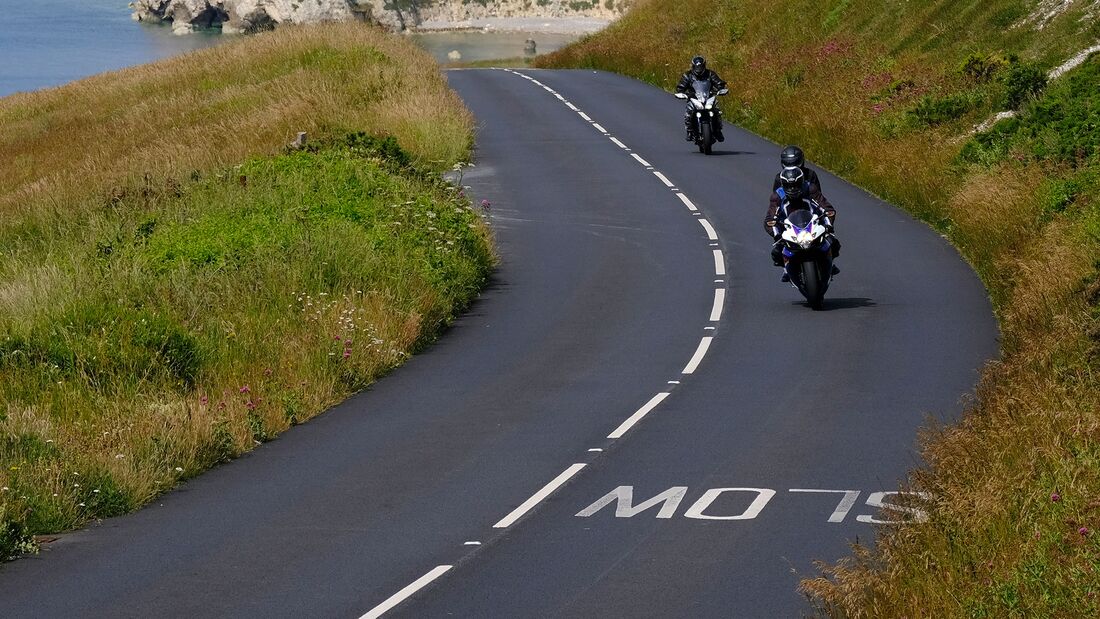 Geschwindigkeitsmesser und Tracker in Motorrädern Großbritannien