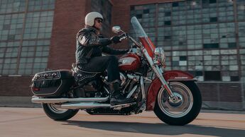 Harley-Davidson Hydra Glide Revival Icon 2024
