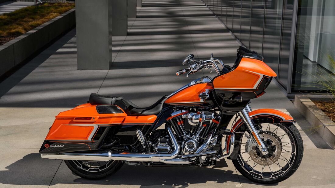 Harley-Davidson Road Glide CVO 2022
