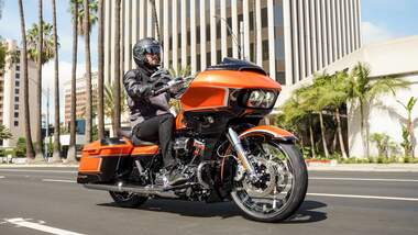 Harley-Davidson Road Glide CVO 2022