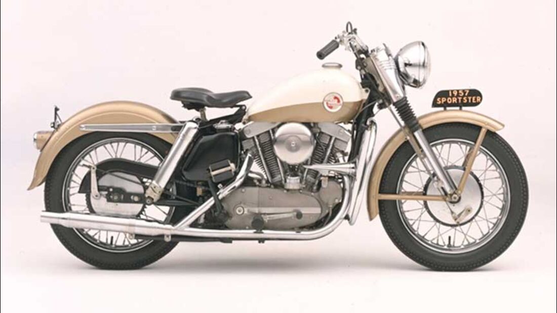 L histoire de l éternel rivale HD  Harley-Sporty-Historie-169Gallery-364fb03c-1965131