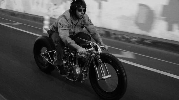 Hazan Velocette Custombike