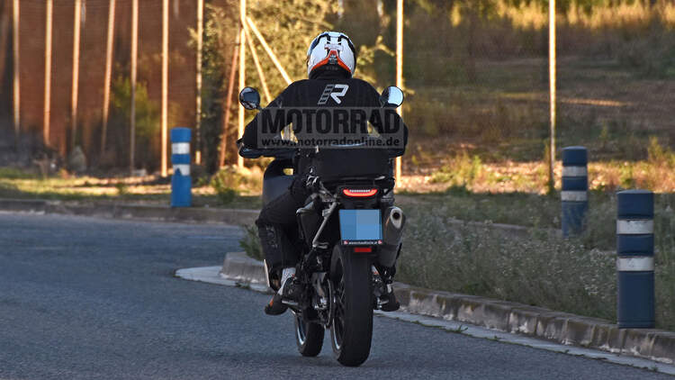 Husqvarna-901-Norden-Erlkoenig-bigMobile