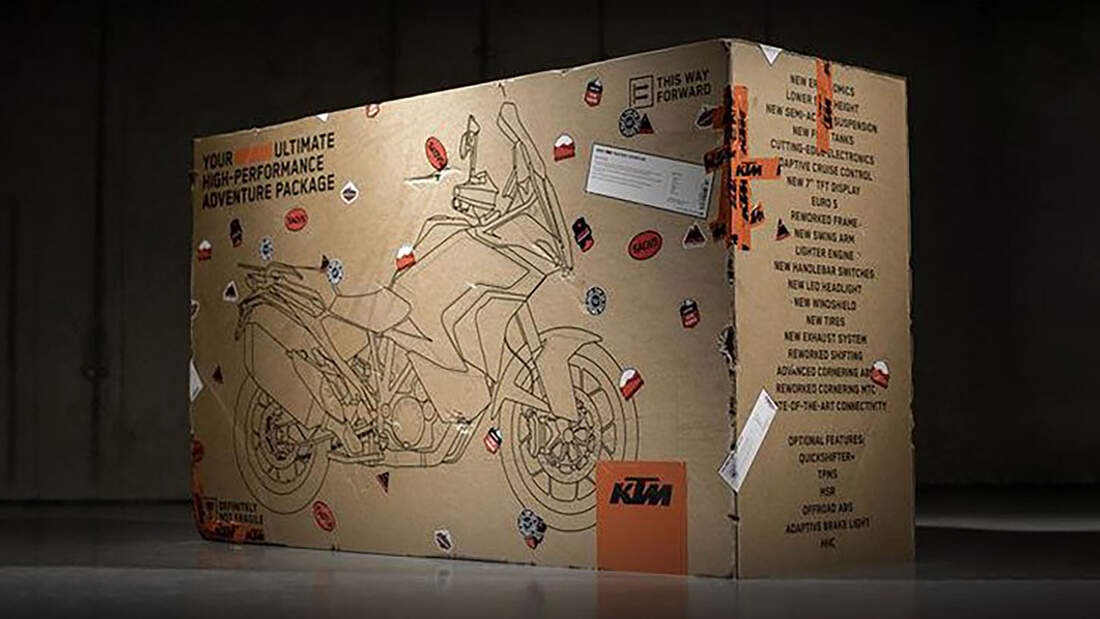 KTM 1290 Super Adventure Unboxing Schachtel