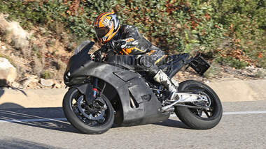 KTM RC8 Straßenversion Erlkönig