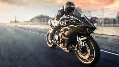 Kawasaki H2R 2022