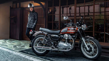 Kawasaki W800 2022