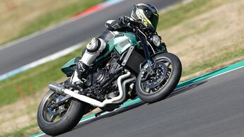 Klein-Yamaha XSR 700 Bantam Race