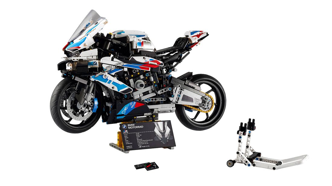 LEGO Technic BMW M 1000 RR