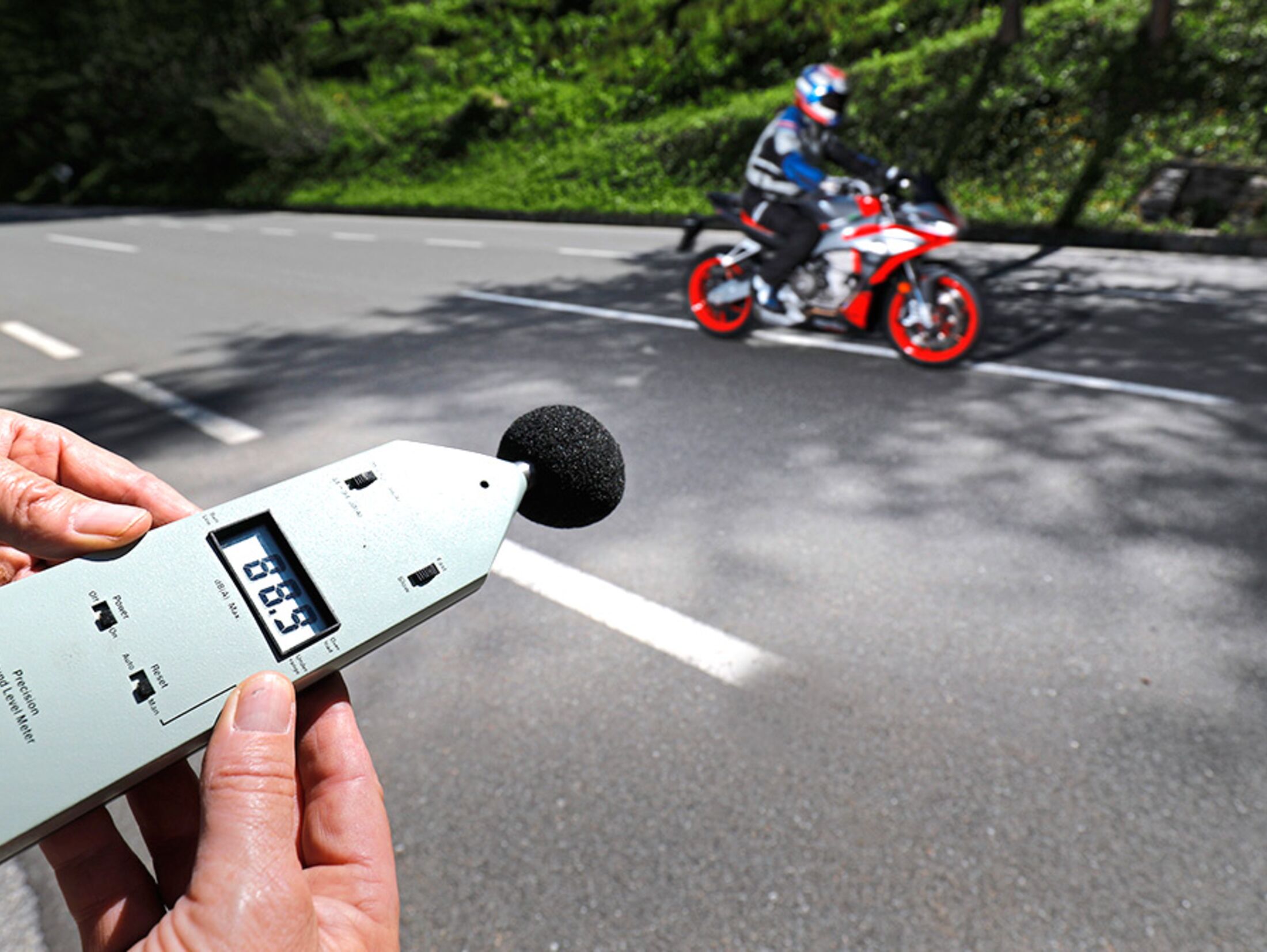 Standgeräusch und Fahrgeräusch beim Motorrad: Alle Infos