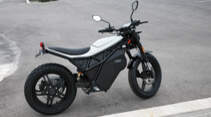 Leonart Rigger Elektromotorrad A1 und B196 (2023)