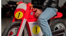 MV Agusta aus Holz Kinderlaufrad