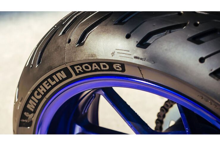 Genealogie serie cassette Michelin Road 6: Sports touring tires further developed - Kiratas