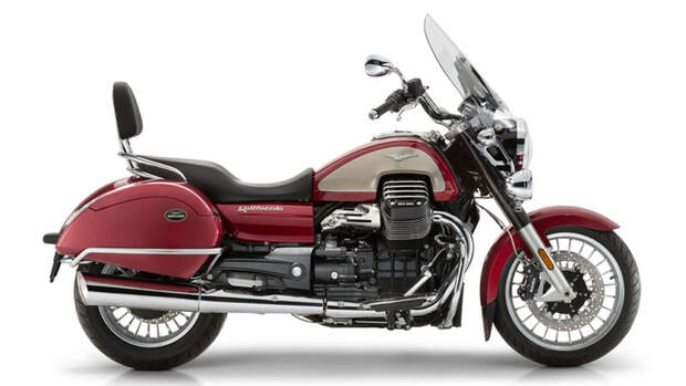 Moto Guzzi California 1400 Touring.