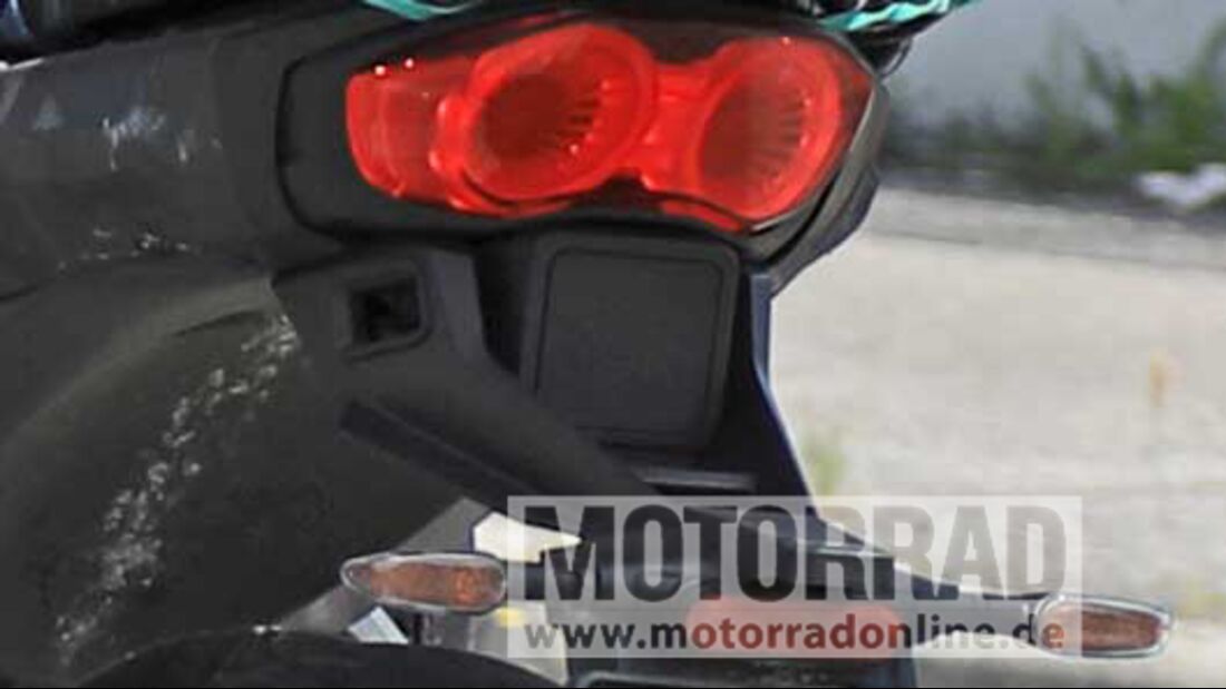 Moto-Guzzi-Stelvio-Erlkoenige-Juni-2023-169Gallery-390fc93f-2012849.jpg