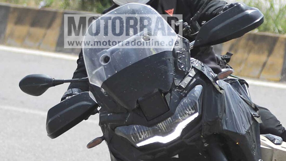 Moto-Guzzi-Stelvio-Erlkoenige-Juni-2023-169Gallery-3b8e975d-2012842.jpg