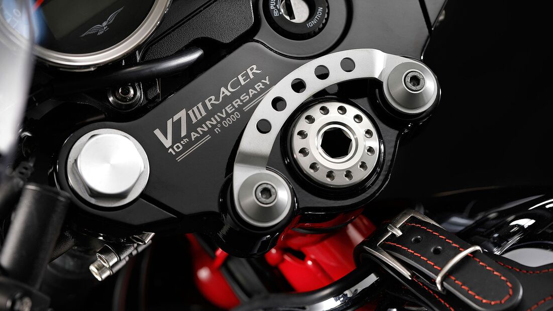 Moto Guzzi V7 III Racer 10th Anniversary