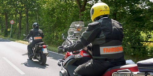 B196: 125er Fahren Mit Dem Autoführerschein Ohne Prüfung ...