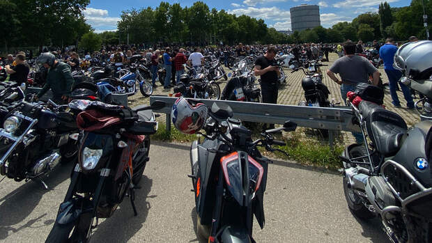 Motorraddemo in Stuttgart im Juli 2020.